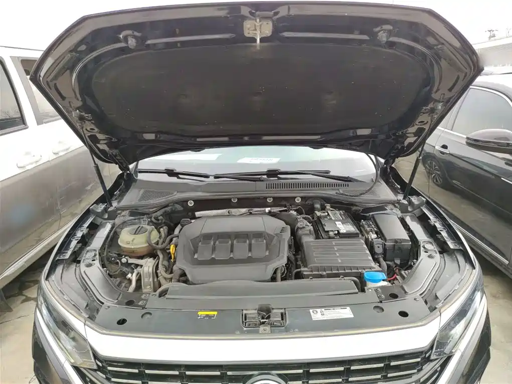 Volkswagen Passat 2022 330TSI Elite Edition фото 16