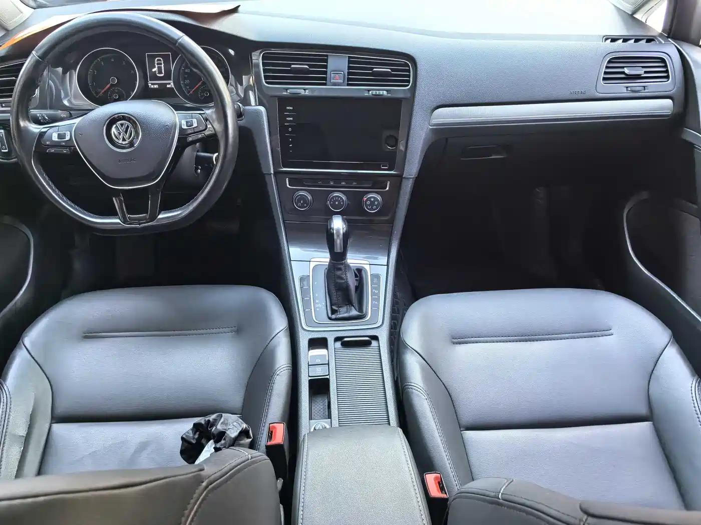 Volkswagen Golf 2018 1.6L Automatic Comfort фото 8