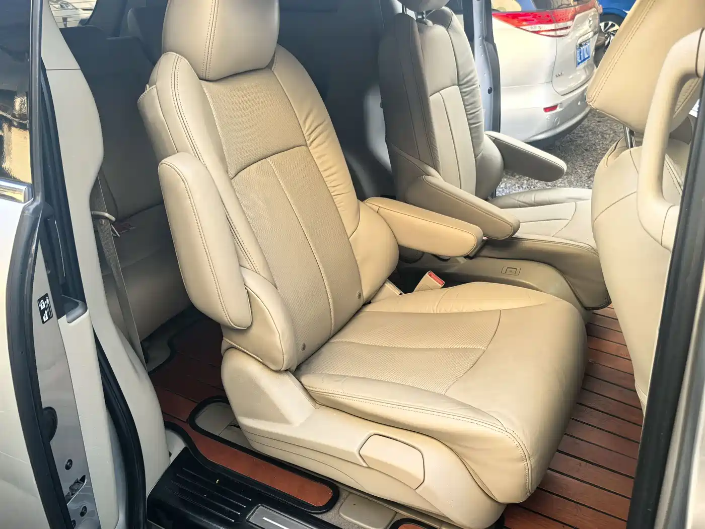 Buick GL8 2014 3.0L XT Luxury Business Flagship фото 14