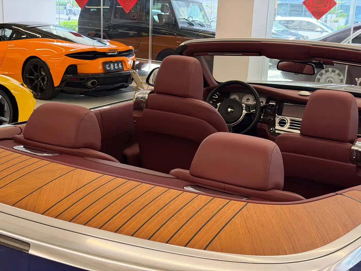 Rolls-Royce Dawn 2018 2018 6.6T Standard