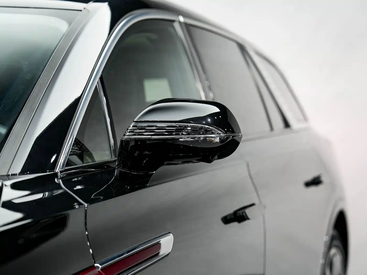 Hongqi E-HS9 2021 460km Flagship Comfort 6-seater фото 8