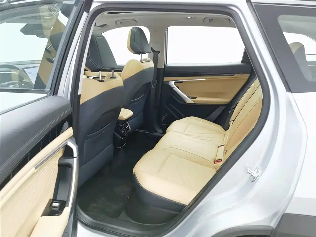 GEELY AUTOMOBILE BOYUE L