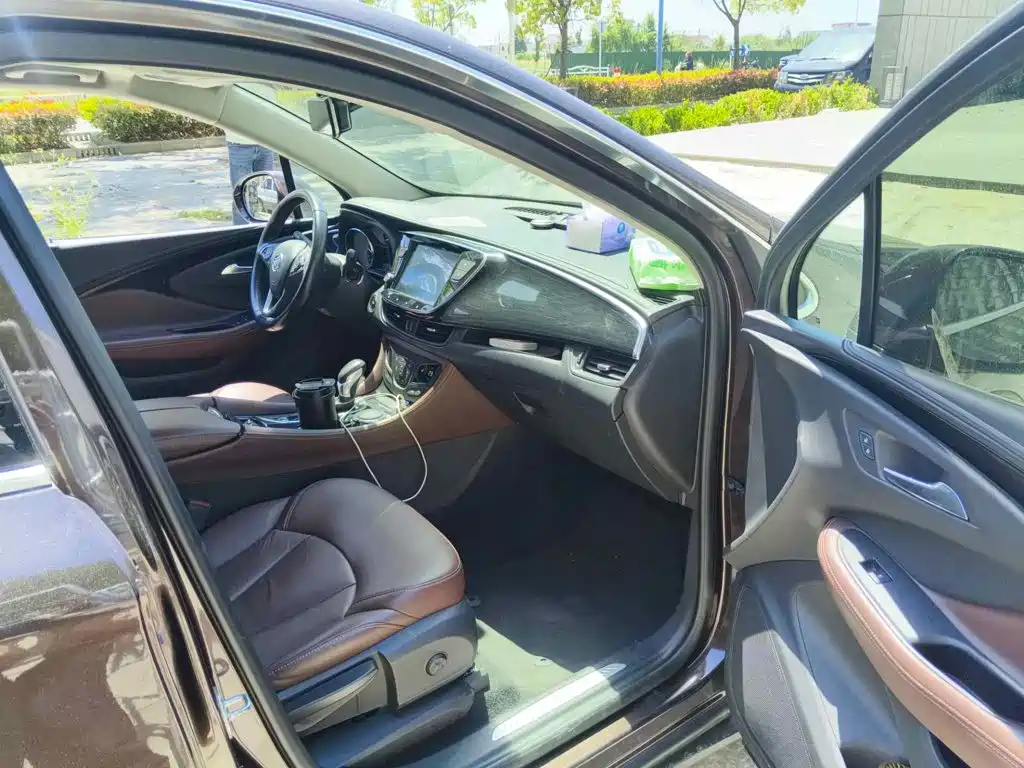 Фото 13 - Buick Envision Plus