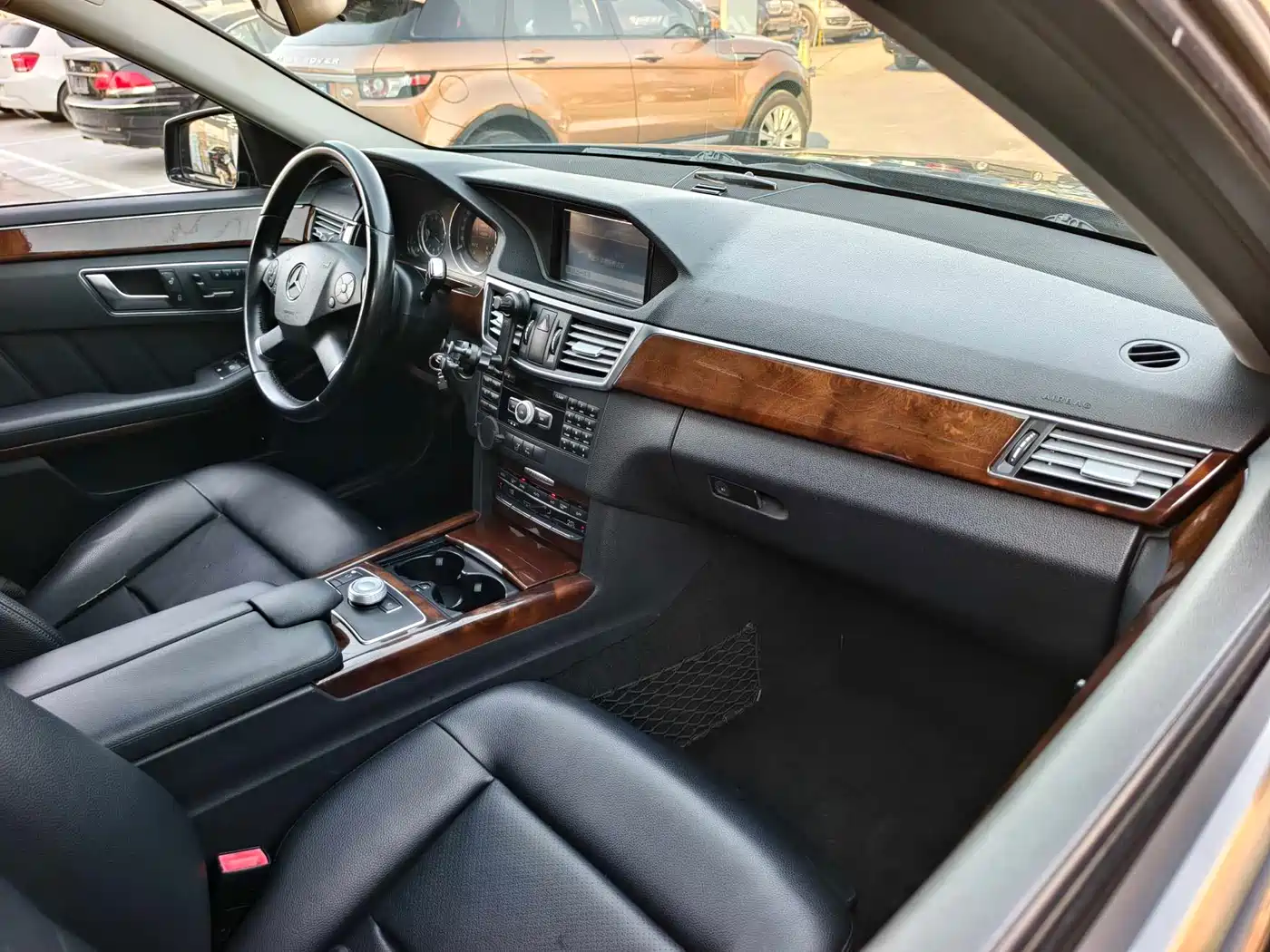 Mercedes-Benz E-Class 2012 E 200 L CGI Elegance фото 10