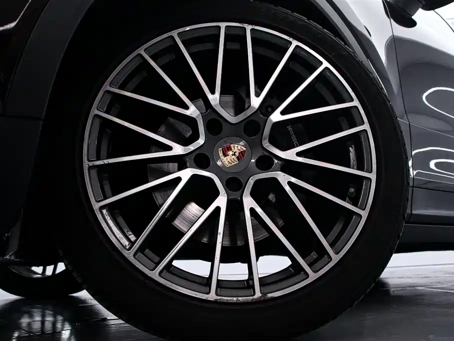 Porsche Cayenne 2019 Cayenne 3.0T фото 16