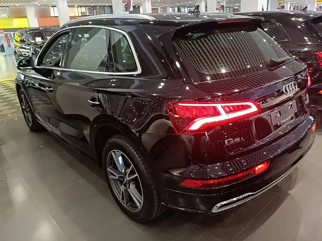 Audi Q5L 2018 45 TFSI Exclusive Fashion China VI фото 5