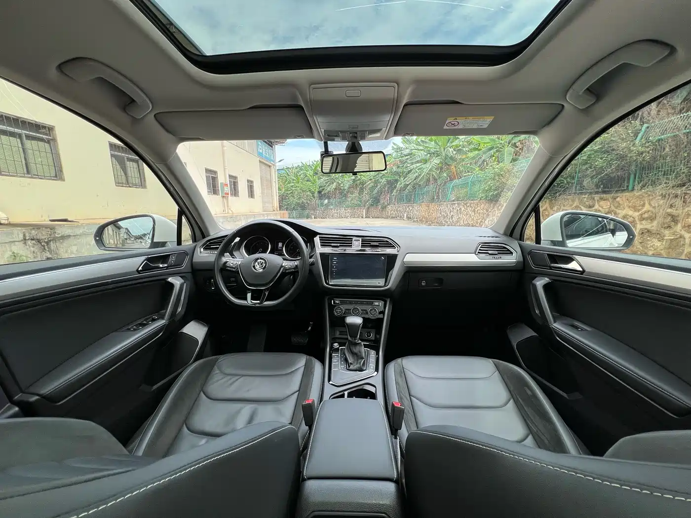 Volkswagen Tiguan L 2019 330TSI Automatic 2WD Panorama Comfort Edition China VI фото 5
