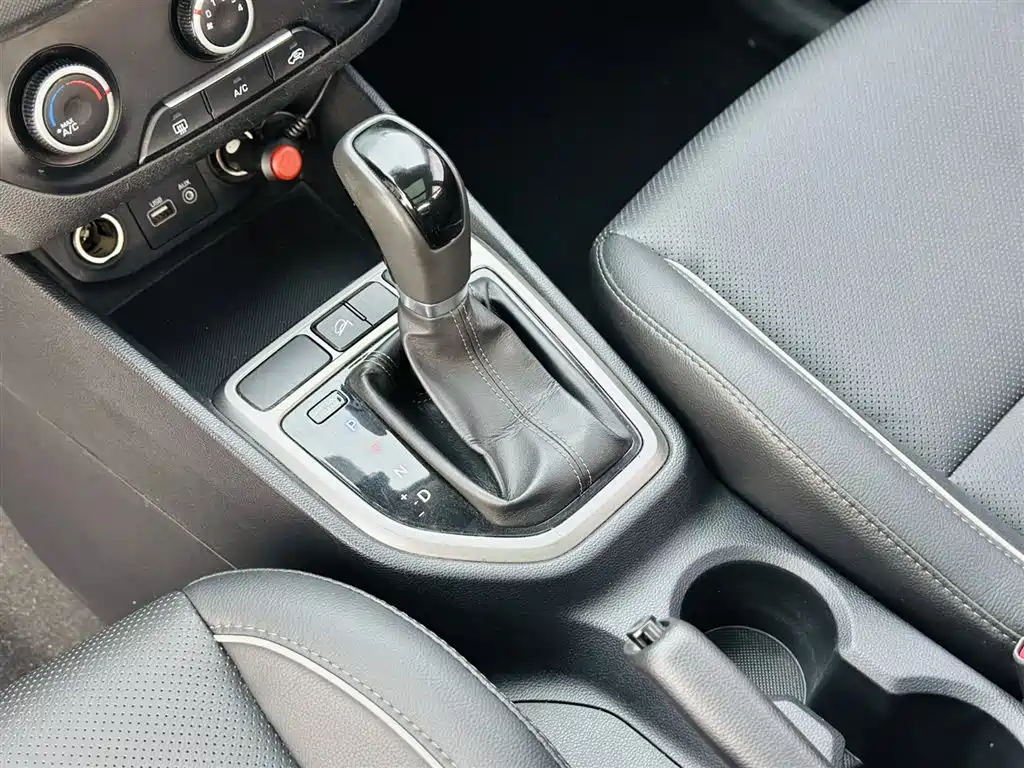 Hyundai Beijing Hyundai ix25 2015 1.6L Automatic 2WD Smart GLS фото 19