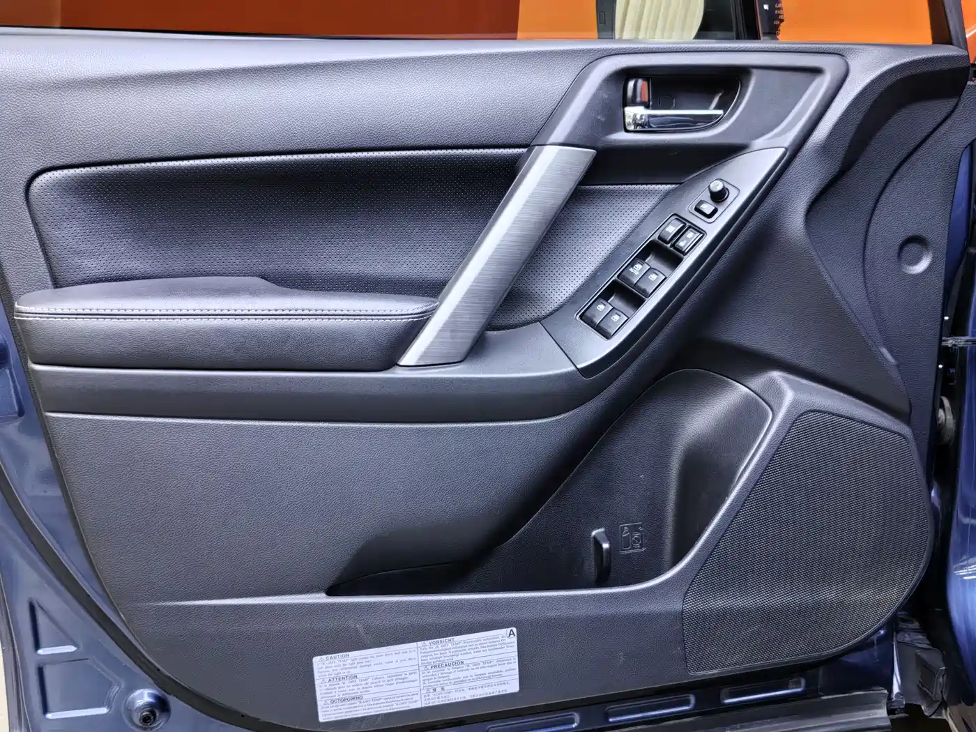 Subaru Forester 2013 2.0i Automatic Luxury Edition фото 15