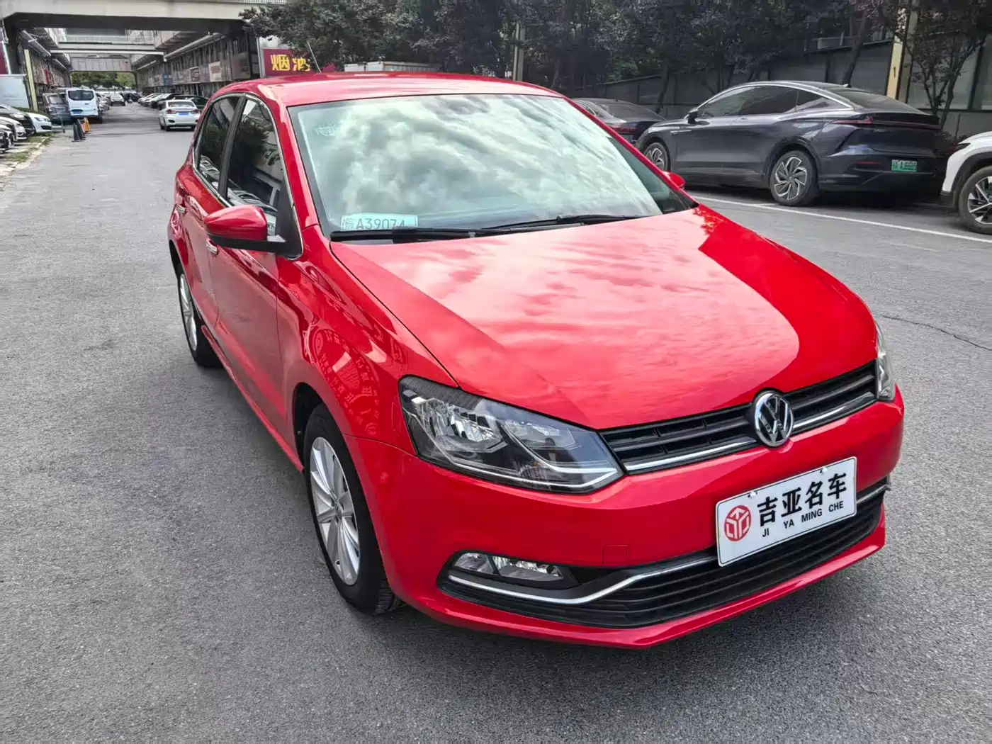 Volkswagen Polo 2014 1.4L Automatic Comfort Edition