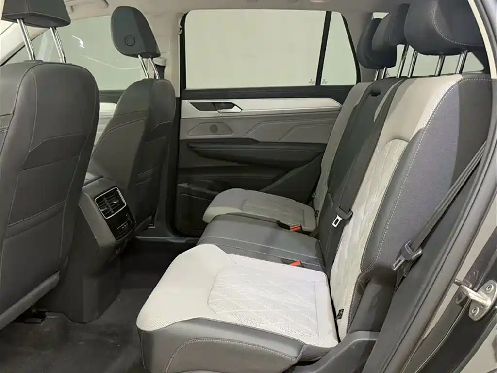 Volkswagen Talagon 2024 380TSI 4WD R-Line Touring фото 19
