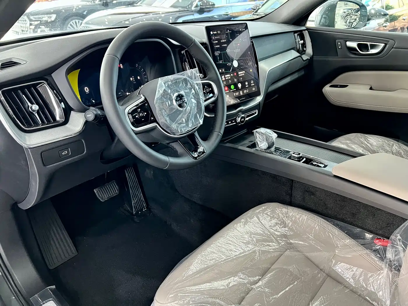 VOLVO XC60