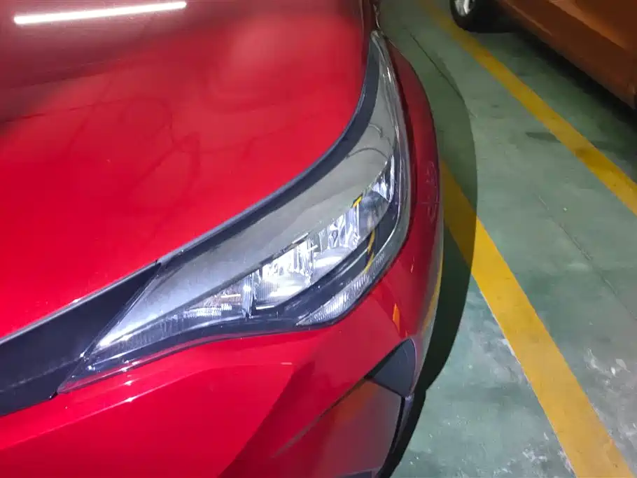 Toyota C-HR 2021 2.0L Comfort Edition фото 5