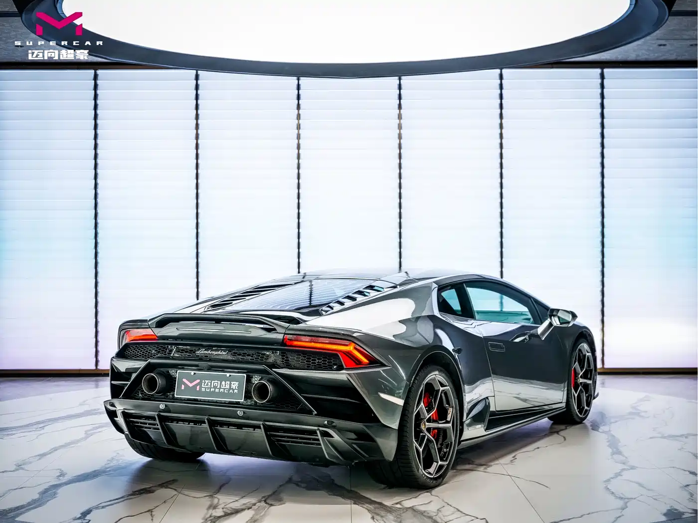LAMBORGHINI HURACÁN