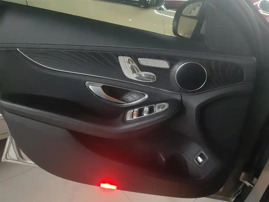 Mercedes-Benz C-Class 2020 C 260 L Sport фото 7