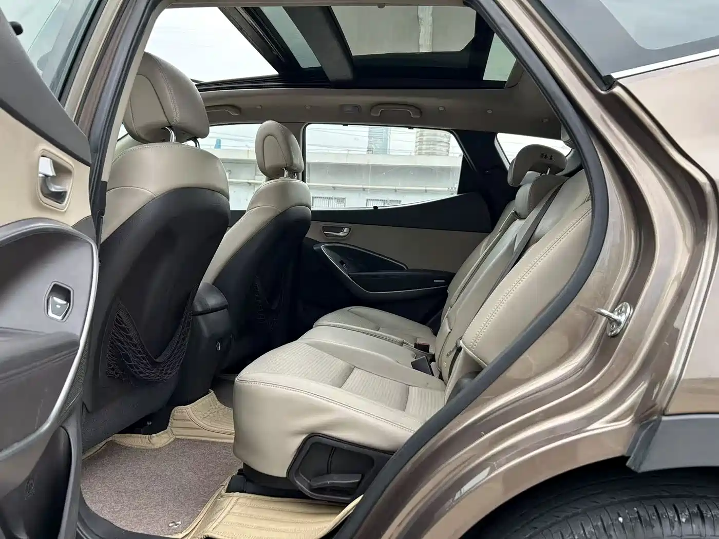 Hyundai Santa Fe 2013 Model 2.4L Automatic 2WD Smart фото 6
