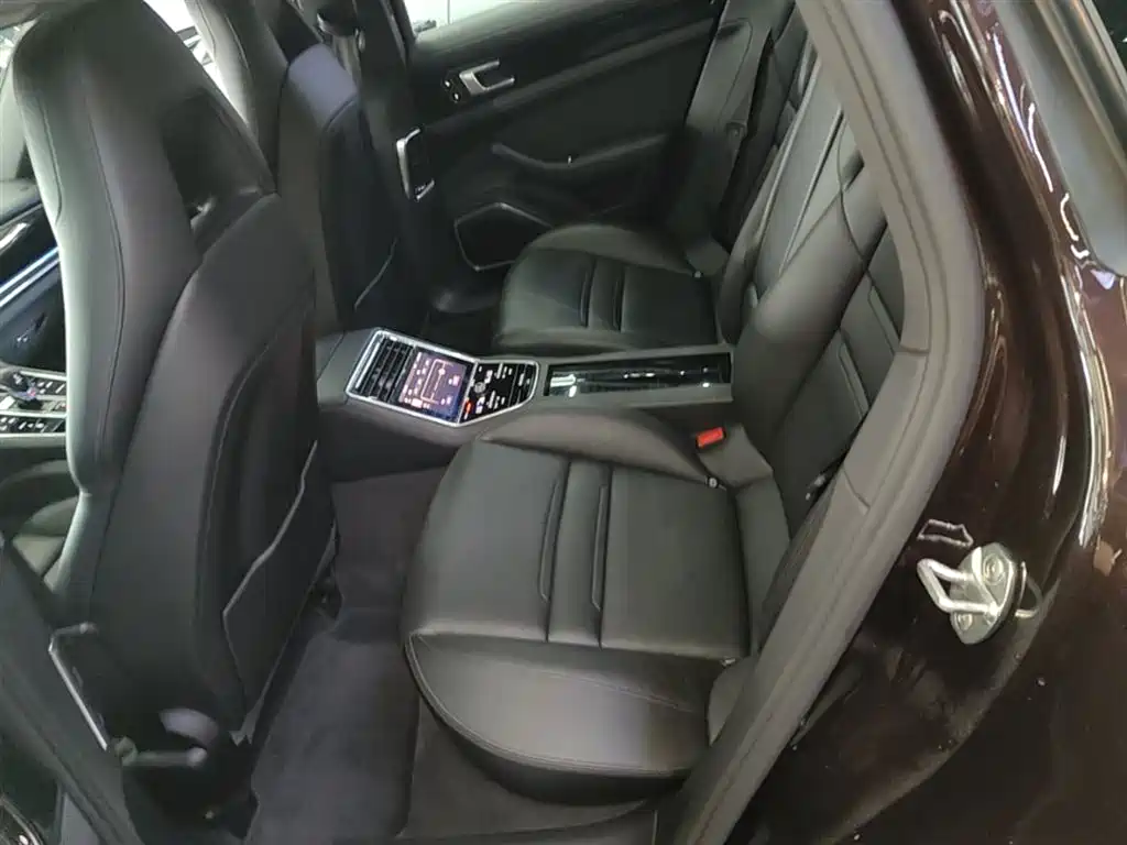 Porsche Panamera 2017 Panamera 3.0T фото 17