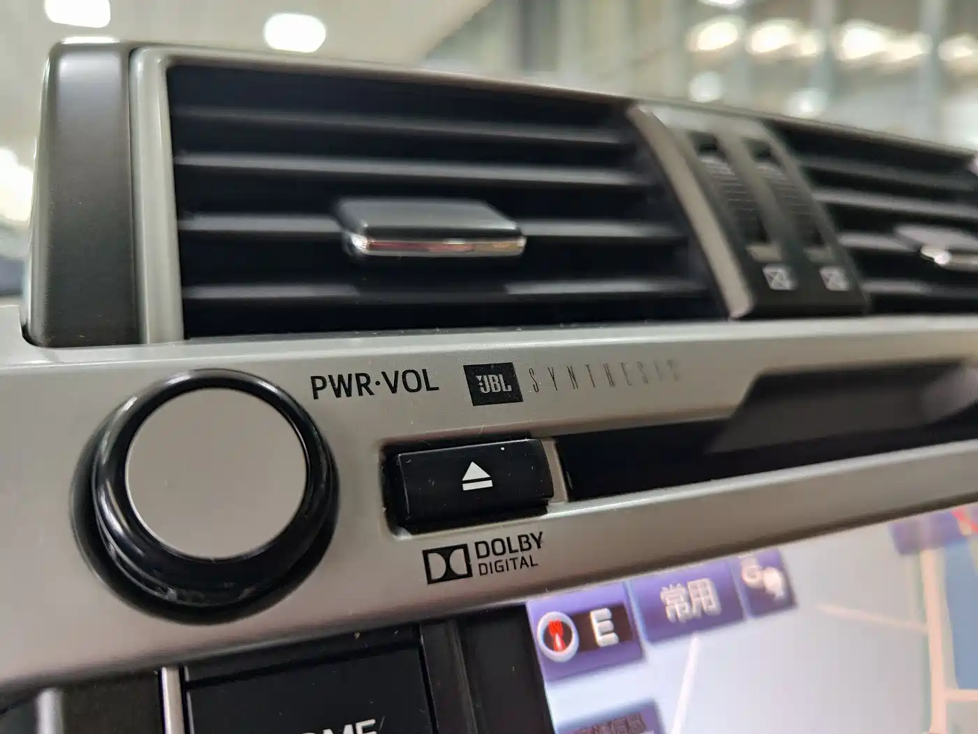 Toyota Prado 2014 4.0L Automatic TX-L фото 22