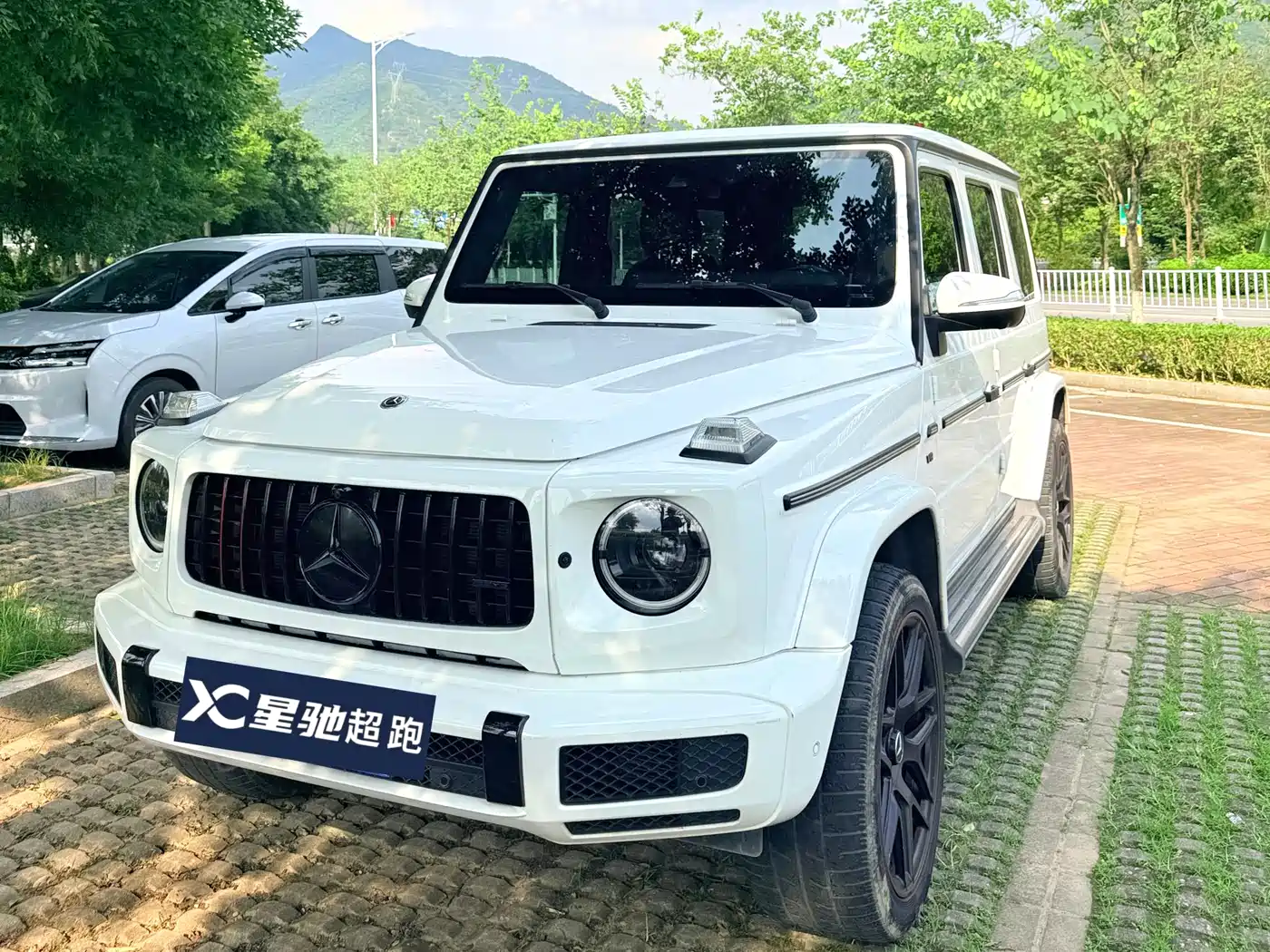 Mercedes-Benz G-Class 2020 G 500