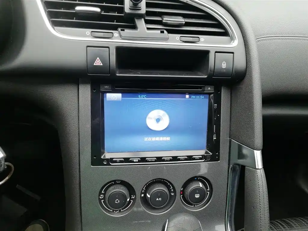 Peugeot 3008 2016 1.6THP Automatic Standard Edition фото 13
