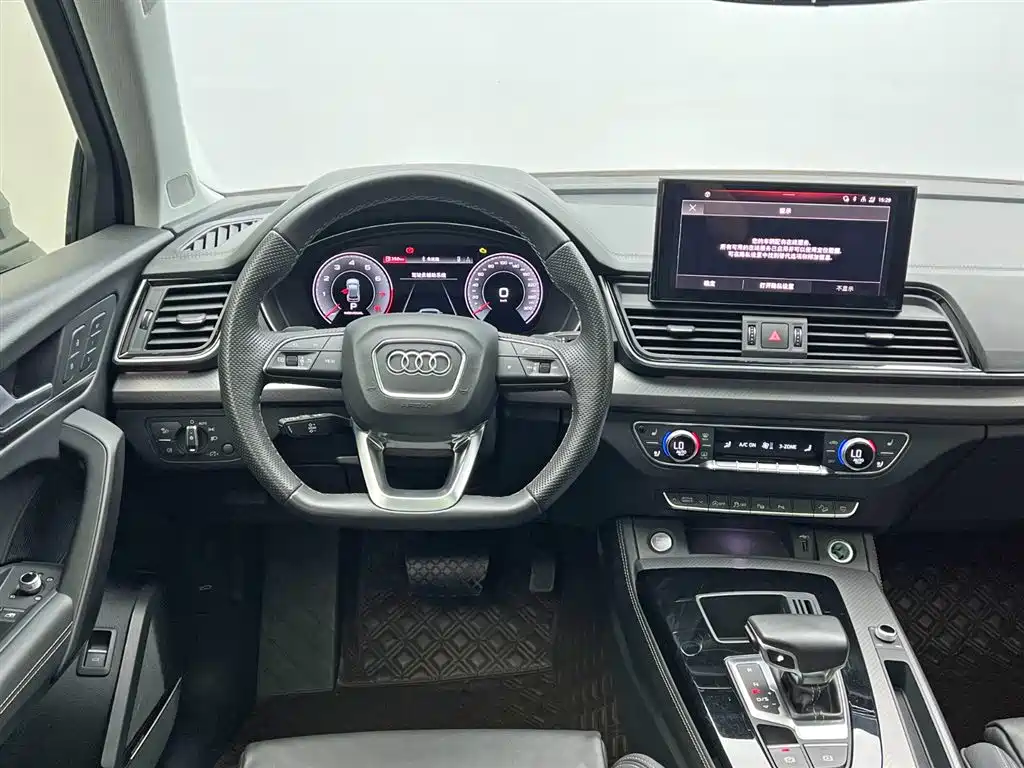 Audi Q5L 2022 45T Luxury Dynamic фото 20
