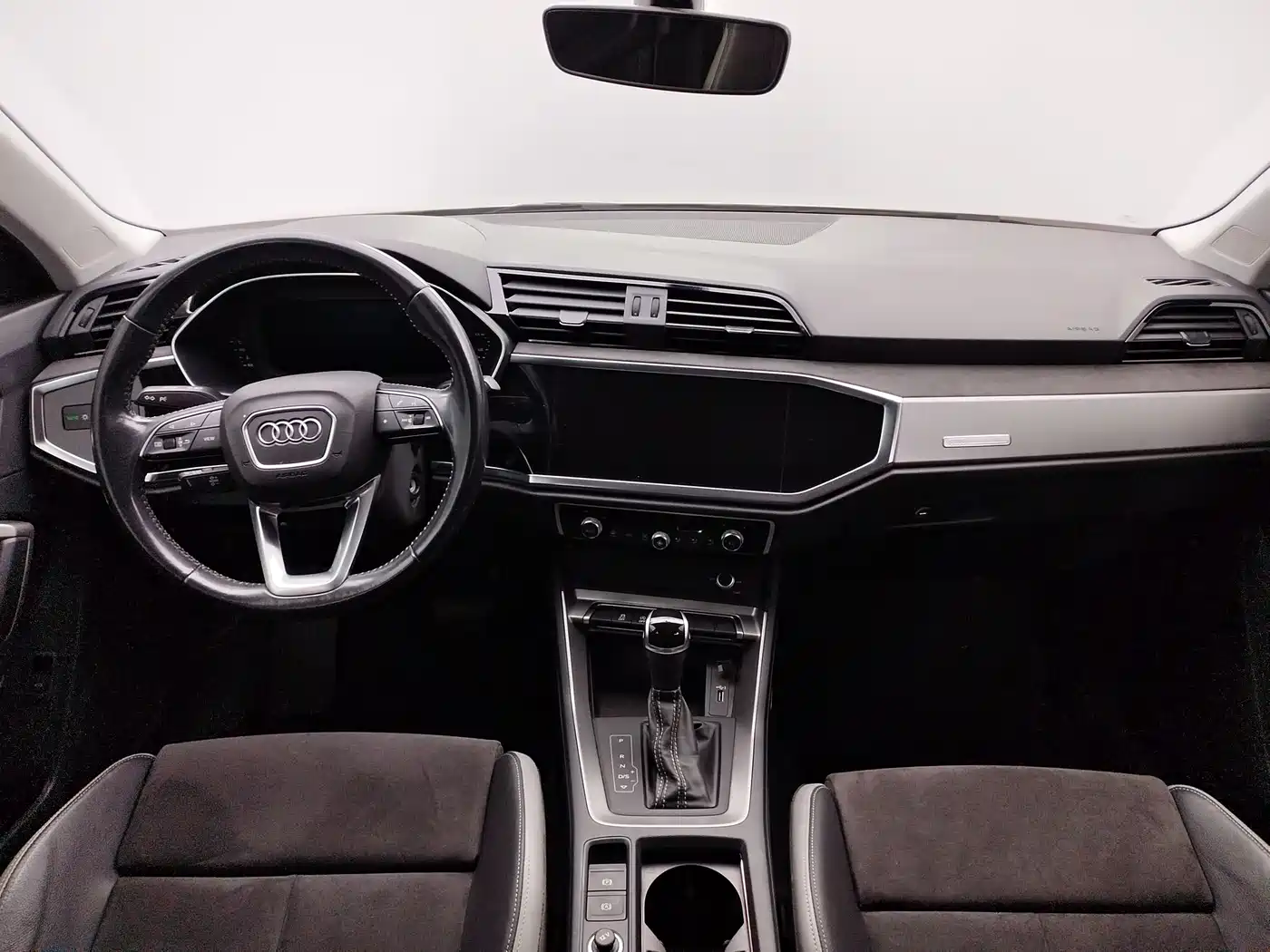 Audi Q3 2021 35 TFSI Progressive Sport фото 13