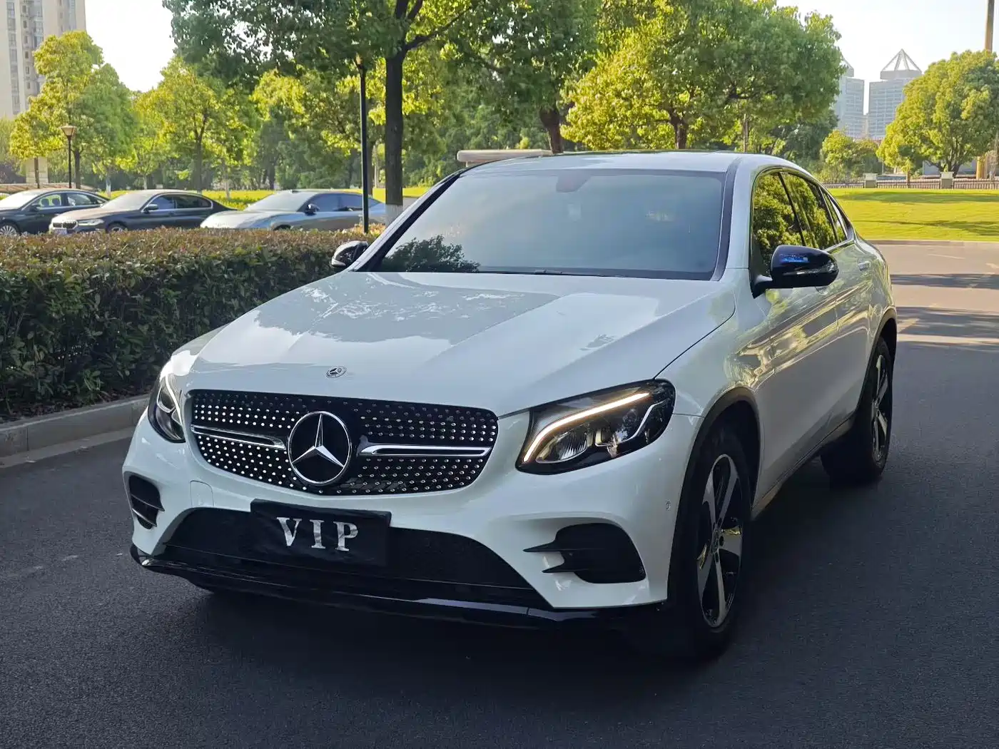 Mercedes-Benz GLC Coupe 2017 GLC 200 4MATIC Coupe SUV