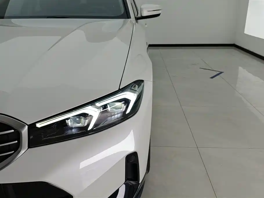 BMW 3 Series 2024 325i M Sport Package фото 5