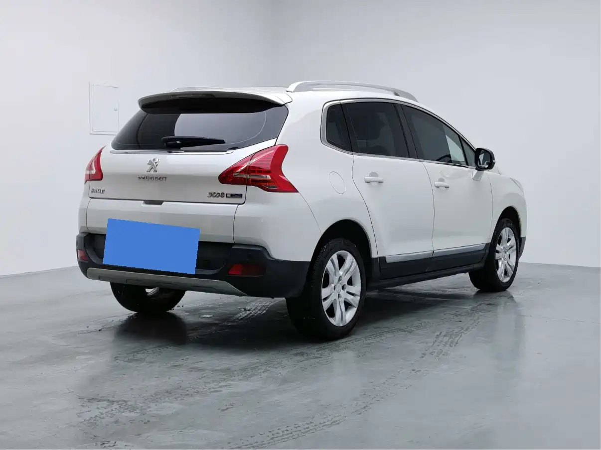 Peugeot 3008 2015 1.6THP Automatic Top Style Edition фото 4