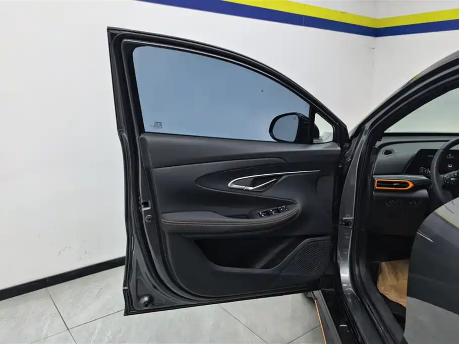 CHANGAN UNI-T