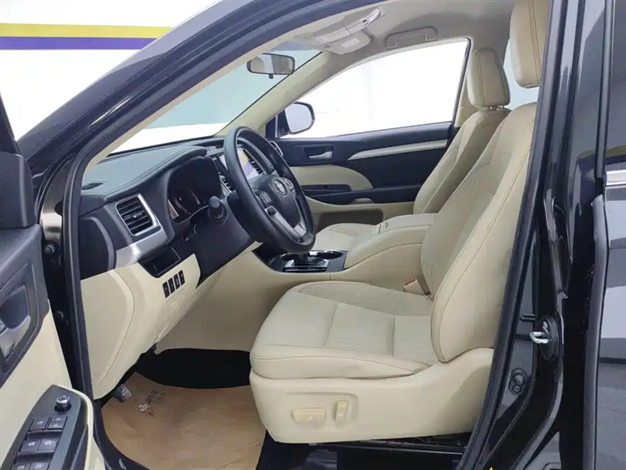 Toyota Highlander 2018 2.0T 2WD Elite 7-seater (China V) фото 9