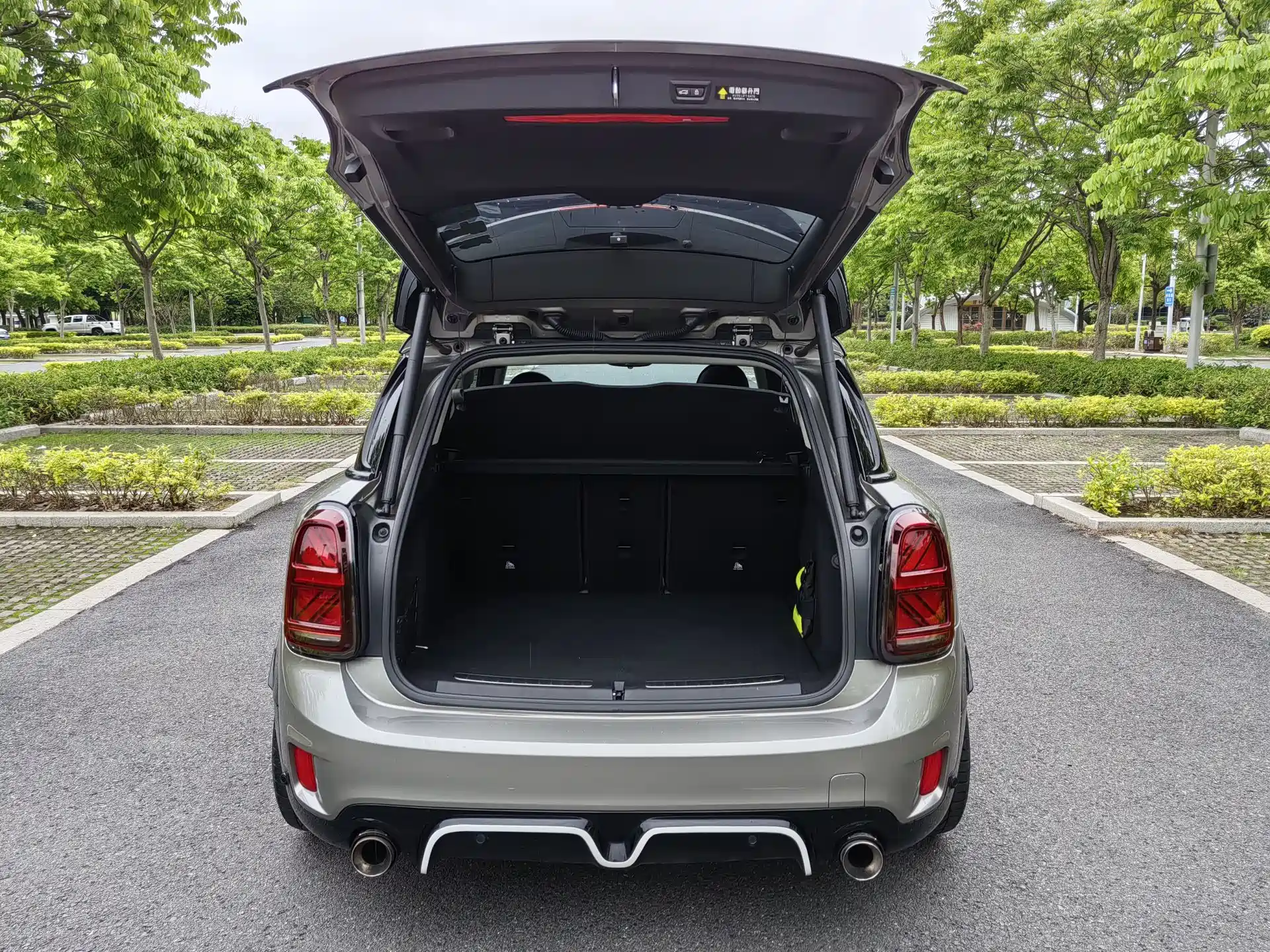 صورة 11 - MINI COUNTRYMAN