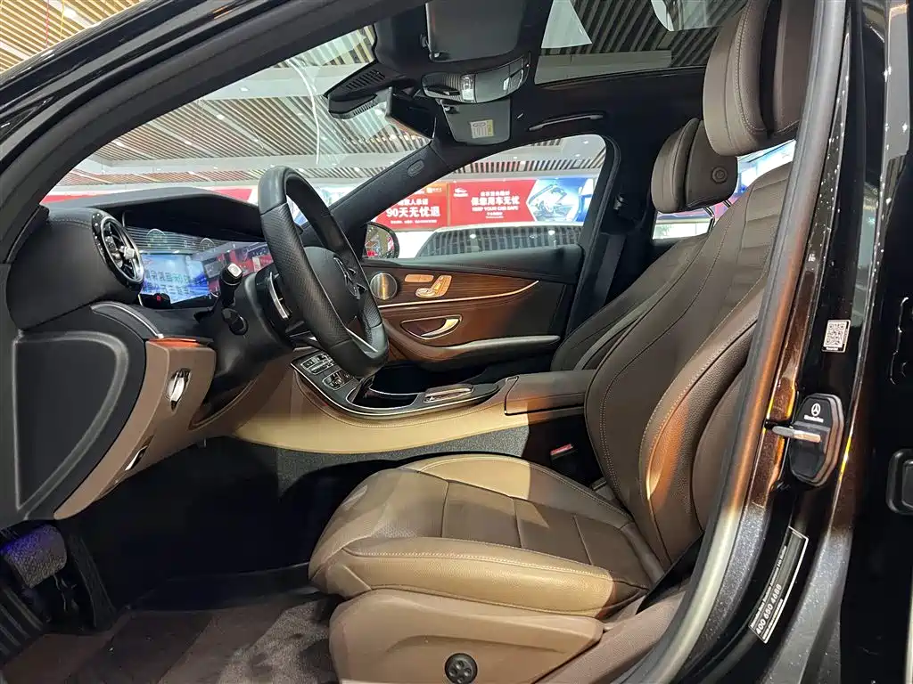 Mercedes-Benz E-Class 2022 E 300 L Sport Luxury фото 10