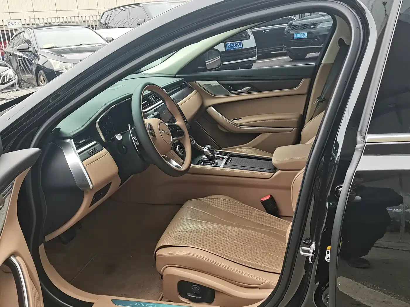 JAGUAR XFL