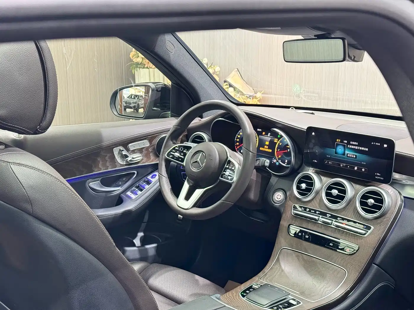 Mercedes-Benz GLC 2020 Facelift GLC 300 L 4MATIC Dynamic фото 14