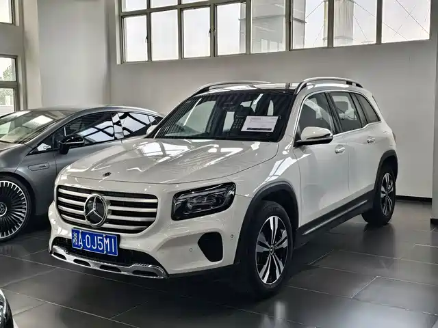 Mercedes-Benz GLB 2024 GLB 200 Dynamic — фото 1