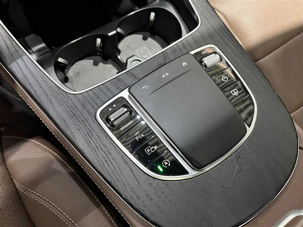 Mercedes-Benz E-Class 2022 E 300 L Sport Luxury фото 16