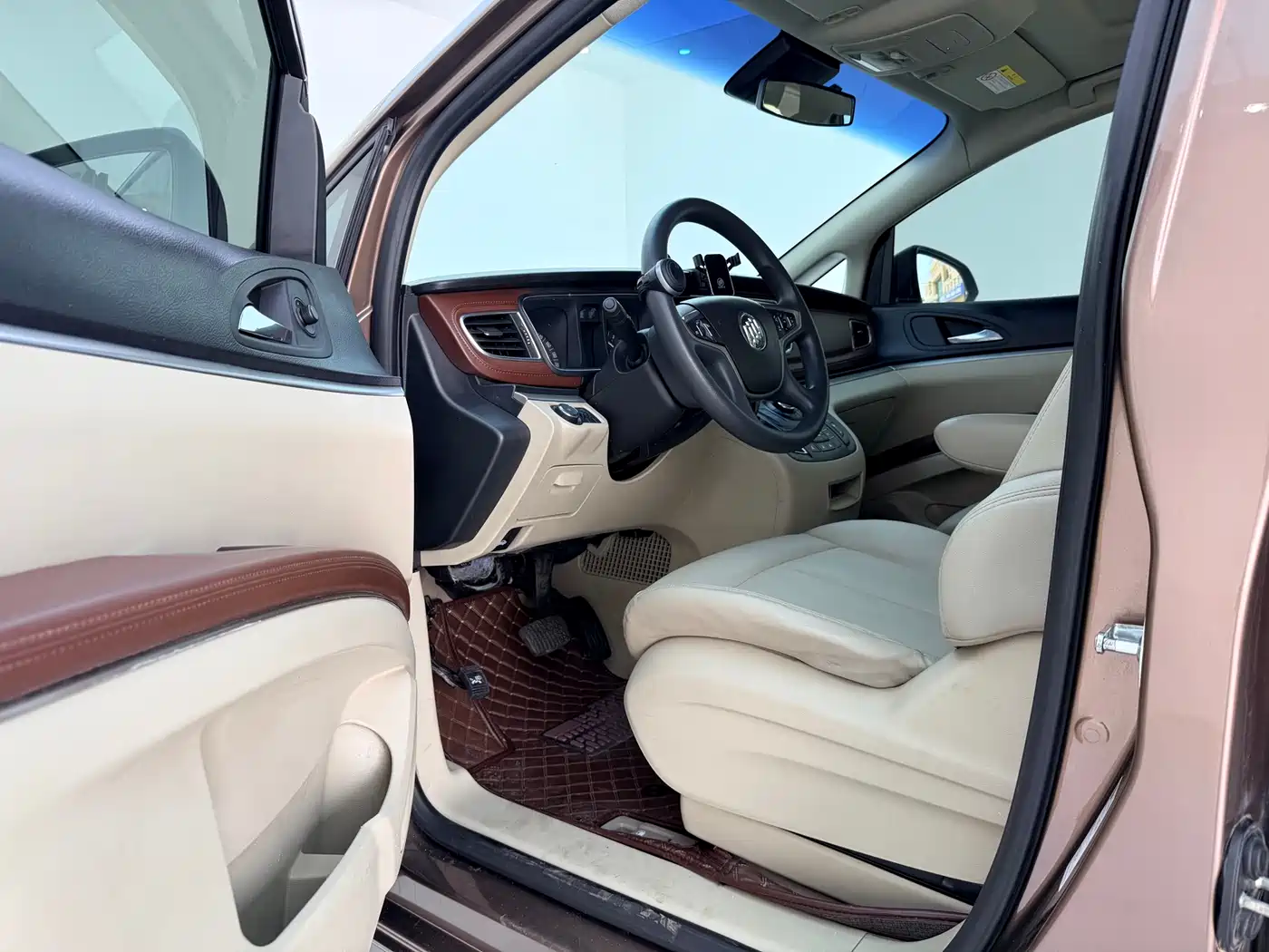 Buick GL8 2018 28T Comfort China VI фото 13