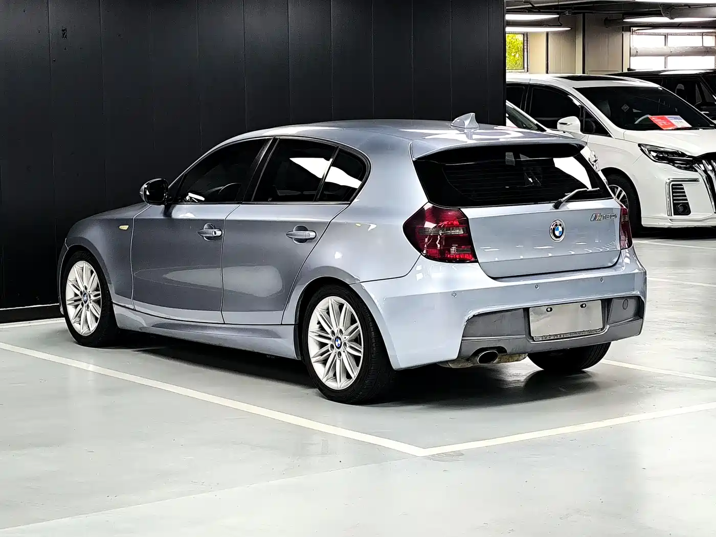 BMW 1 Series (Import) 2010 120i Sport Limited Edition фото 17