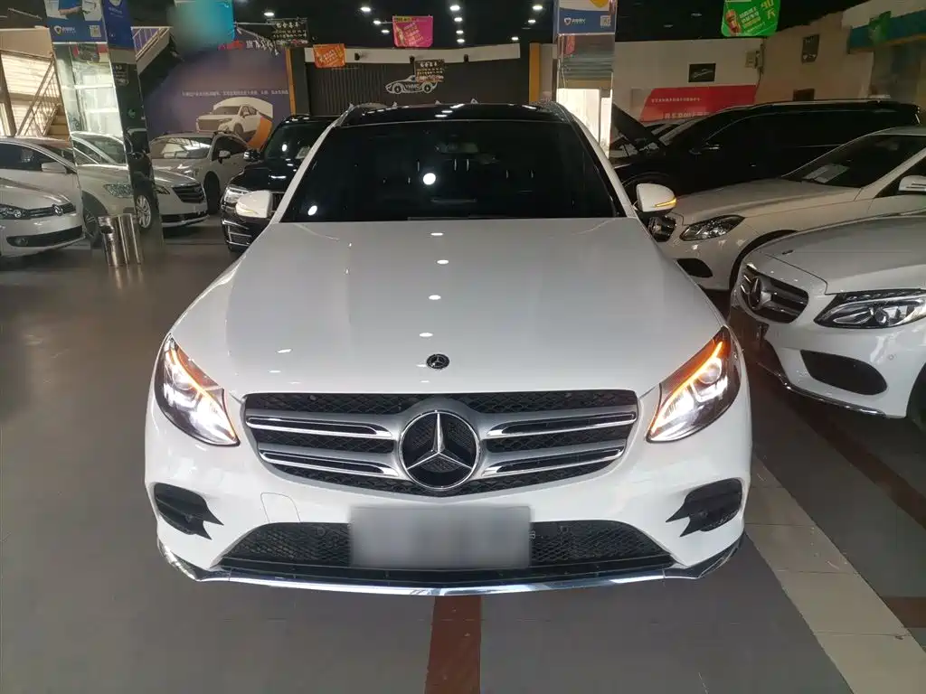 Mercedes-Benz GLC 2018 Facelift GLC 260 4MATIC Dynamic фото 3
