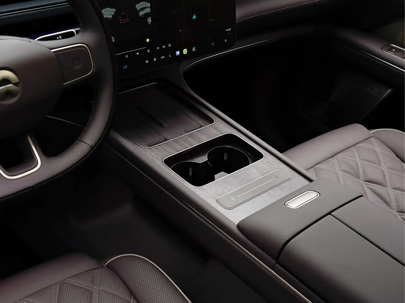 NIO ES8 2026 2025 Model 6-Seat Executive Luxury Edition