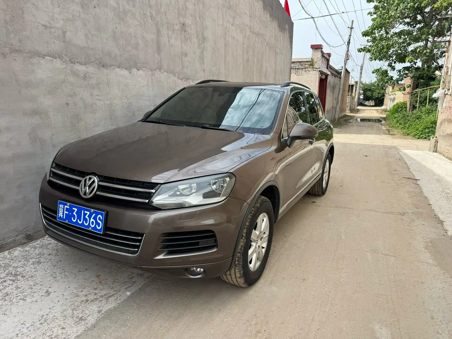 Фото 1 - Volkswagen Touareg