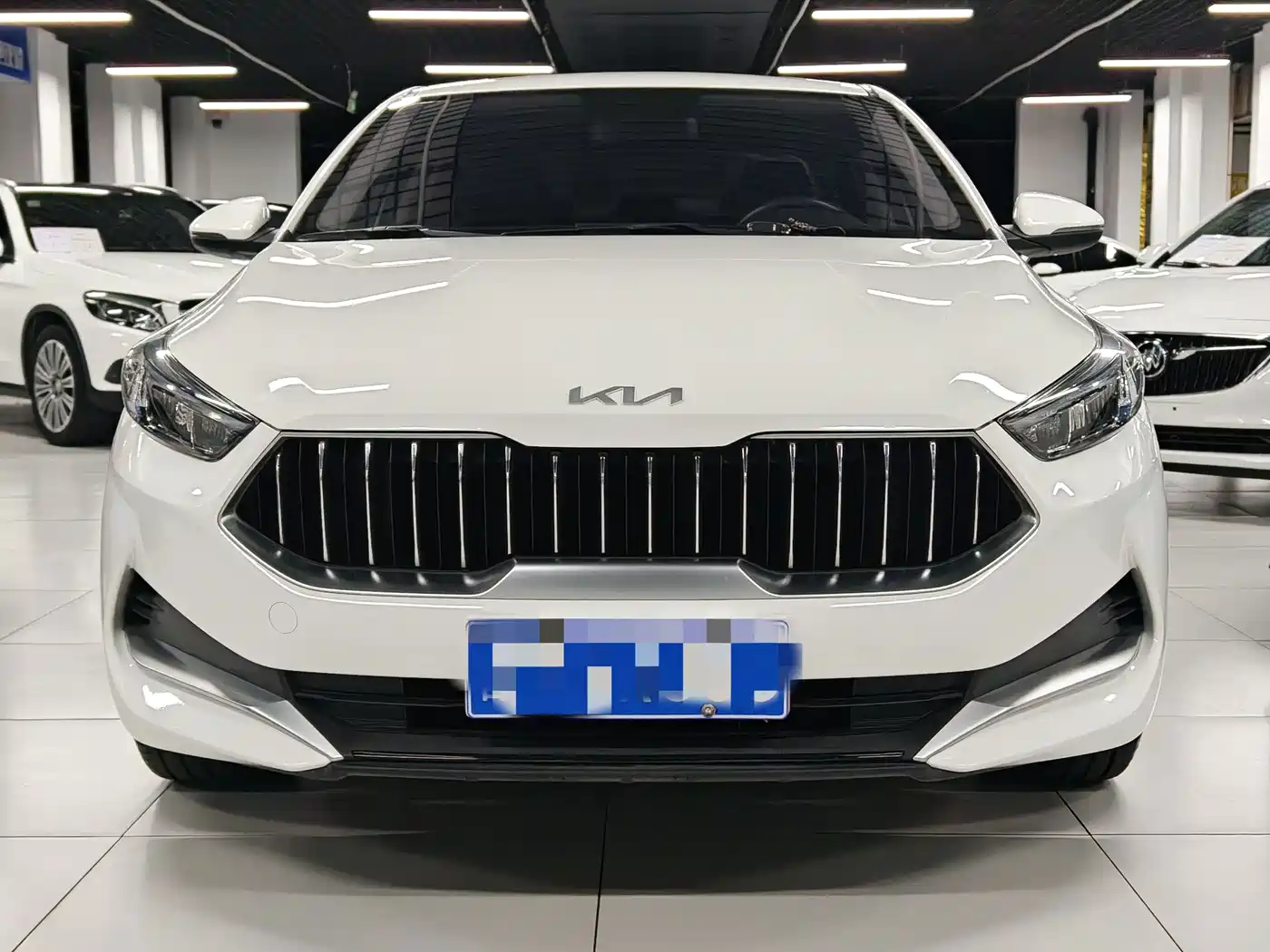 Фото 2 - Kia K3