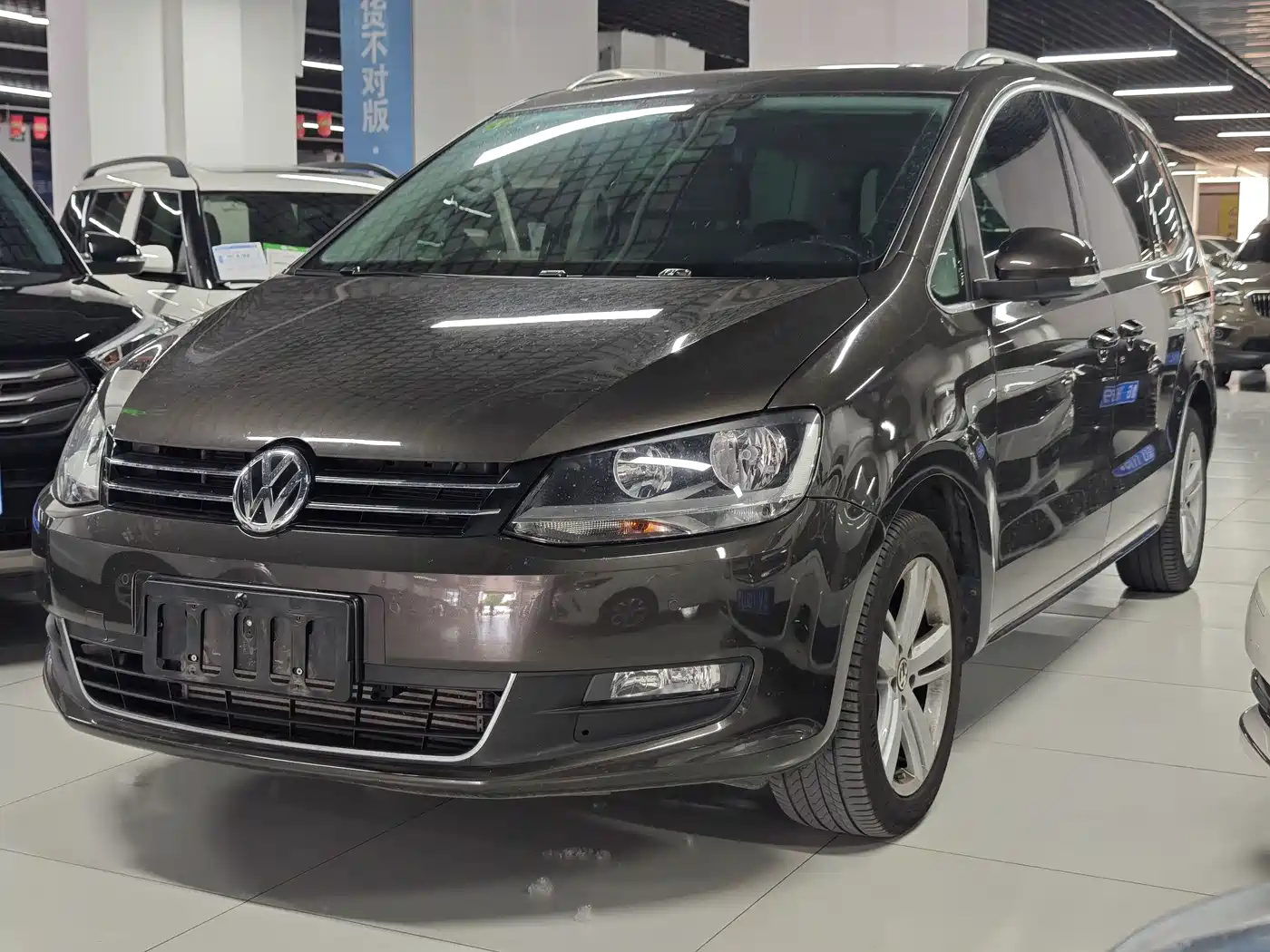Volkswagen Sharan 2018 380TSI Comfort 7-Seater