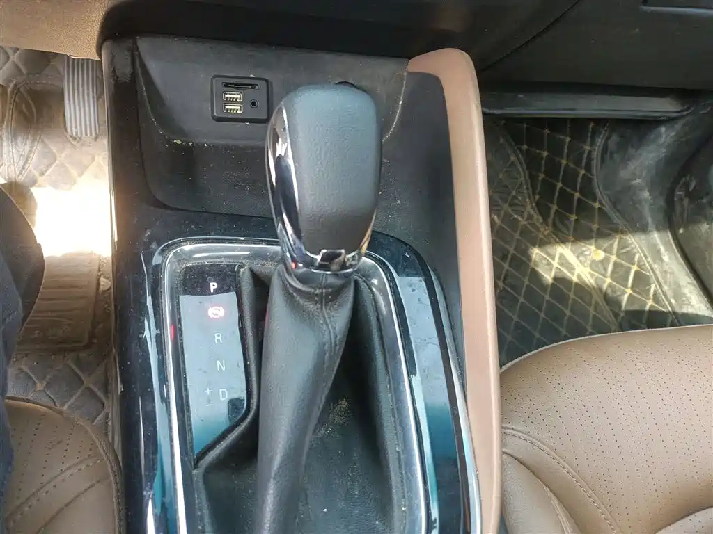 Buick GL6 2021 323T Mild Hybrid Connected Luxury фото 14