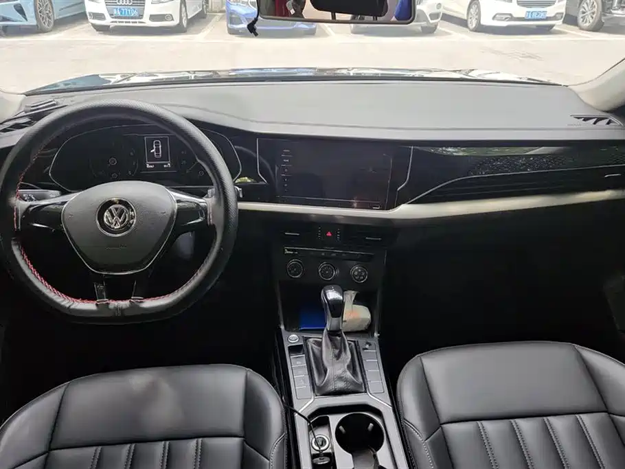 Volkswagen Passat 2020 280TSI Business Edition China VI фото 12