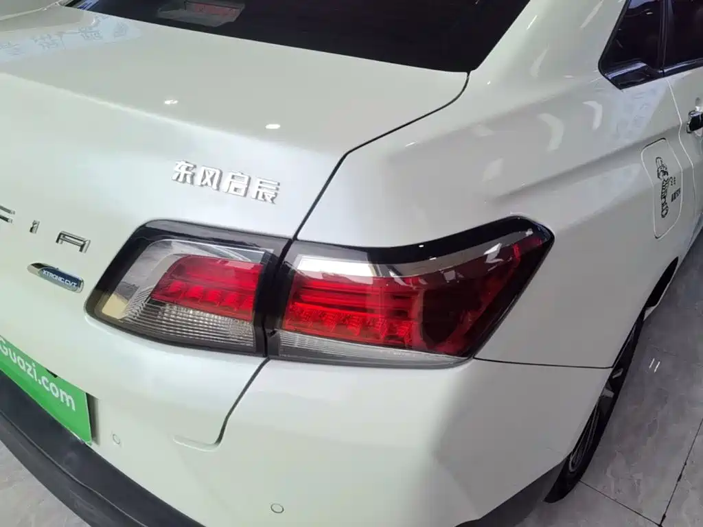 Venucia D60 2019 2019 100K Glory 1.6L XE CVT Chen Xiang Edition China VI