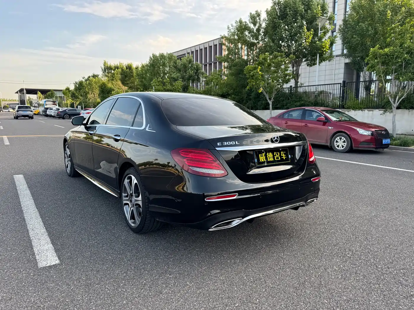 Mercedes-Benz E-Class 2016 E 300 L Fashion Type фото 5