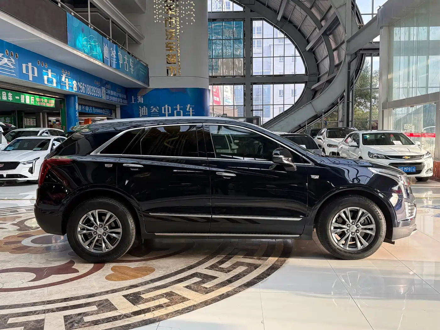 CADILLAC XT5