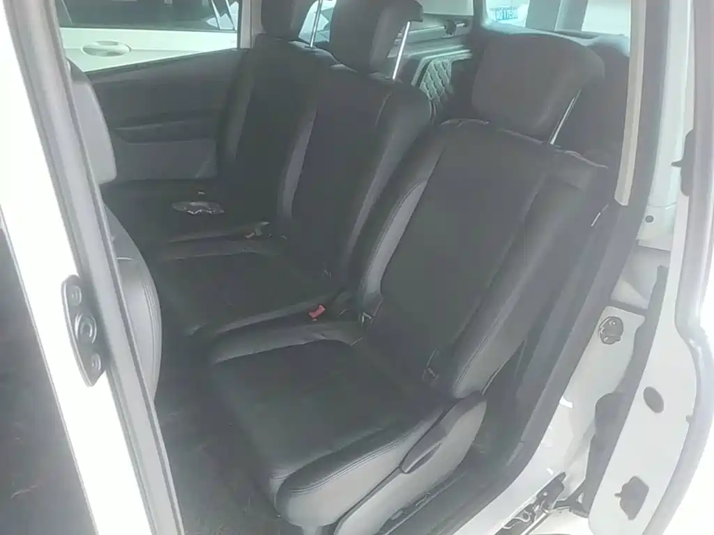 Volkswagen Sharan 2016 2016 380TSI Premium 7-seater
